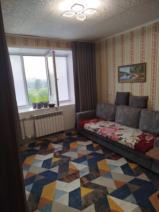 г. Каменск-Уральский, ул. 1 Мая, 29 (городской округ Каменский) - фото квартиры (2)