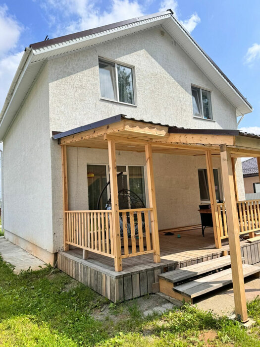 п. Прохладный, ул. Кварцевый, 14 (городской округ Белоярский) - фото дома (2)