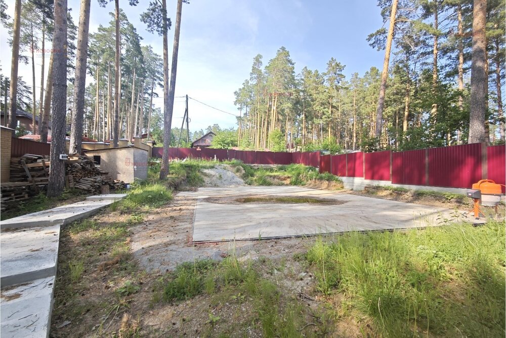 п. Верхняя Сысерть, ул. Малахитовая, 12 (городской округ Сысертский) - фото коттеджа (1)
