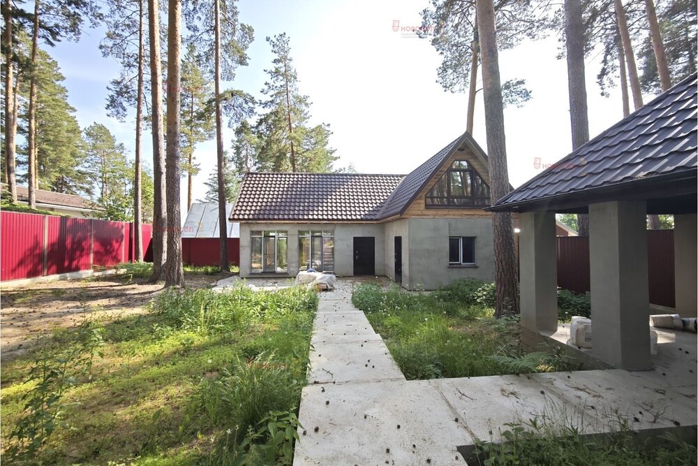 п. Верхняя Сысерть, ул. Малахитовая, 12 (городской округ Сысертский) - фото коттеджа (6)