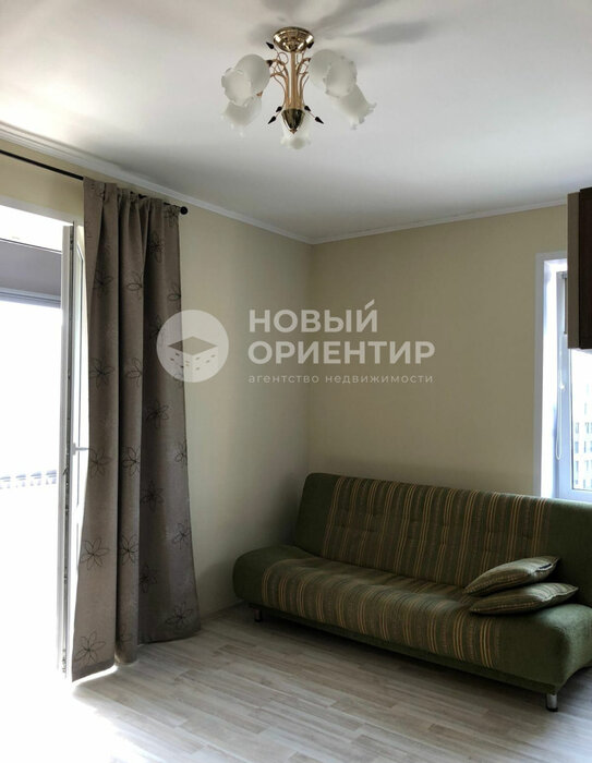 Екатеринбург, ул. Золотистый, 4 (Солнечный) - фото квартиры (5)