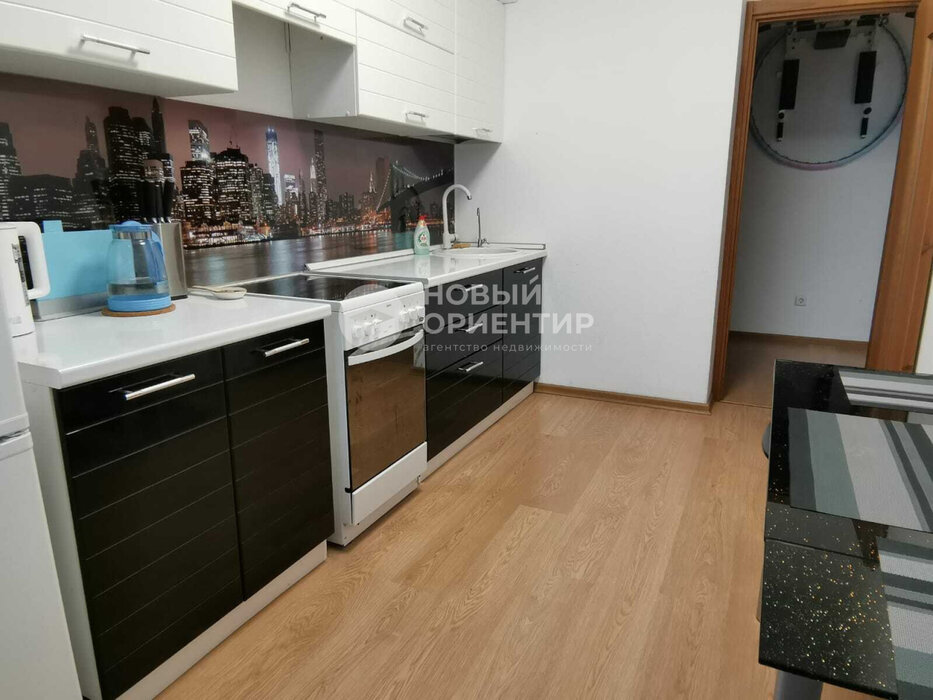 Екатеринбург, ул. Шаумяна, 87 (Юго-Западный) - фото квартиры (2)