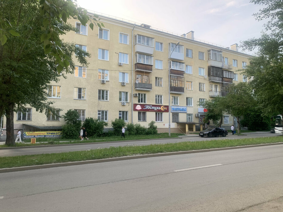 Екатеринбург, ул. Баумана, 23 (Эльмаш) - фото комнаты (1)