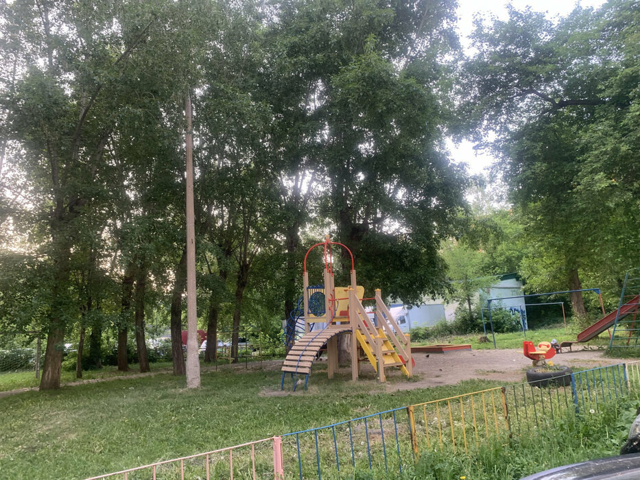 Екатеринбург, ул. Баумана, 23 (Эльмаш) - фото комнаты (4)