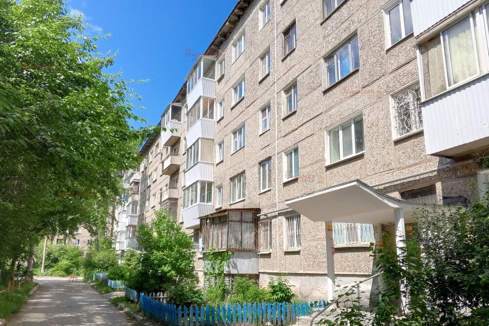 Екатеринбург, ул. Новаторов, 19 (Уралмаш) - фото комнаты (2)