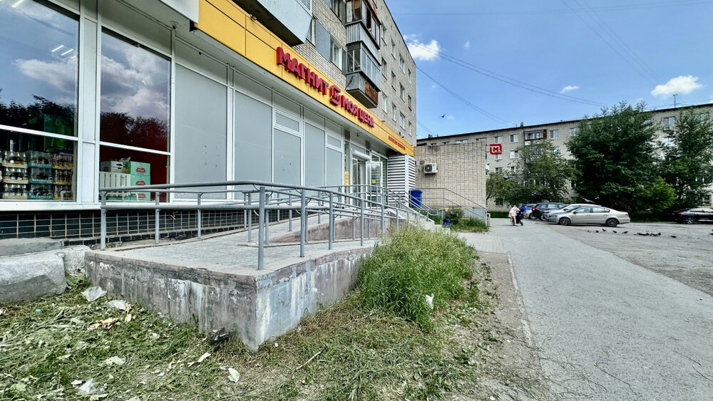 Екатеринбург, ул. Старых Большевиков, 82/2 (Эльмаш) - фото торговой площади (6)