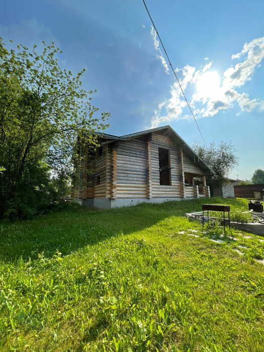 с. Тарасково, ул. Нейвинская, 17 (городской округ Новоуральский) - фото дома (5)