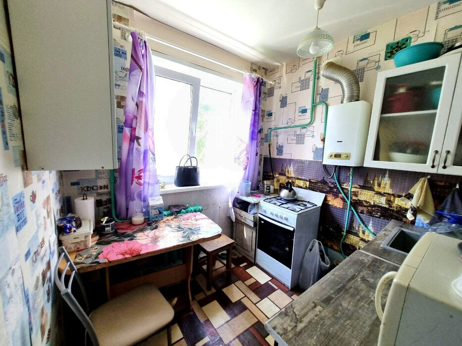 г. Кировград, ул. Дзержинского, 25 (городской округ Кировградский) - фото квартиры (2)