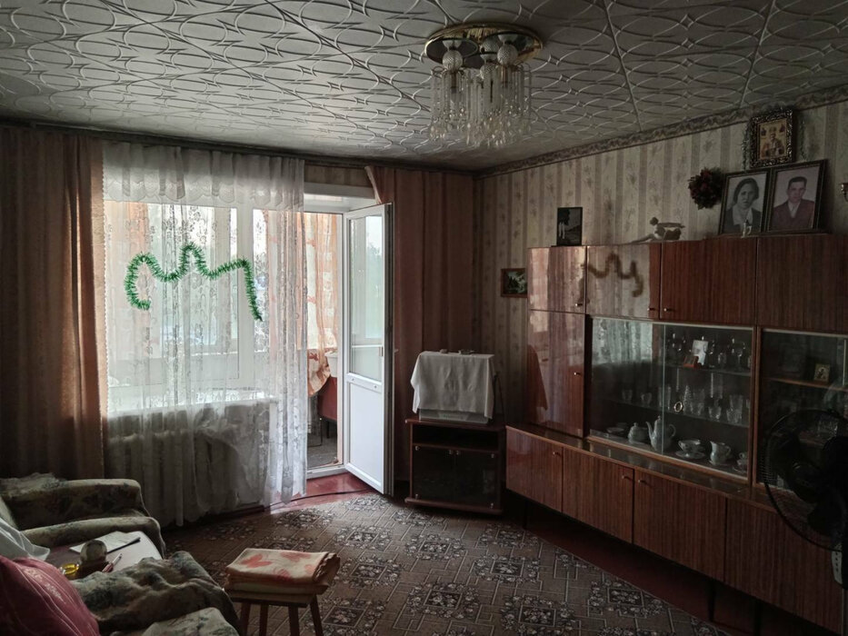поселок городского типа Малышева, ул. Февральская, 1а (городской округ Малышевский) - фото квартиры (5)