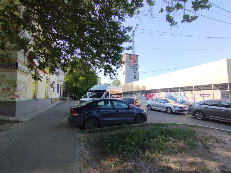 Екатеринбург, ул. Малышева, 141 (Втузгородок) - фото торговой площади (3)