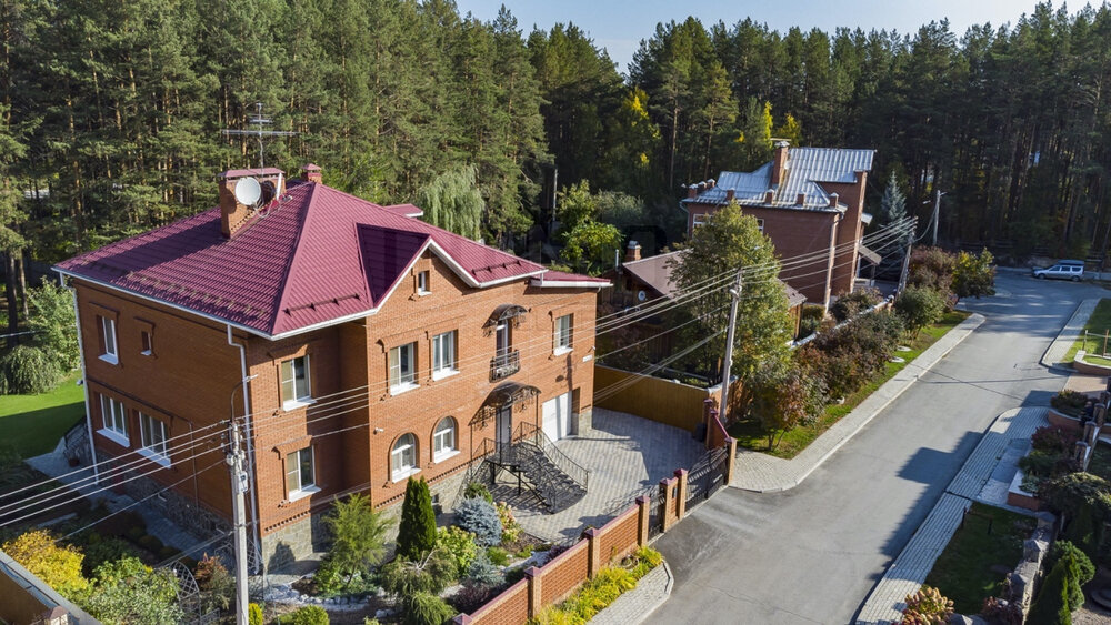г. Березовский, ул. Маршала Жукова, 5 (городской округ Березовский) - фото дома (8)