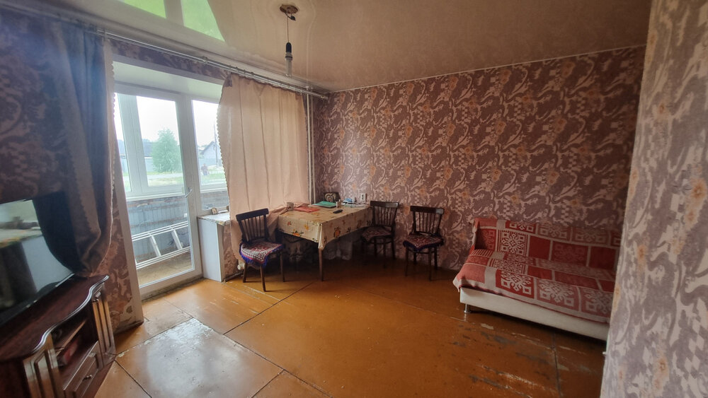 г. Артемовский, ул. Полярников, 33 (городской округ Артемовский) - фото квартиры (1)