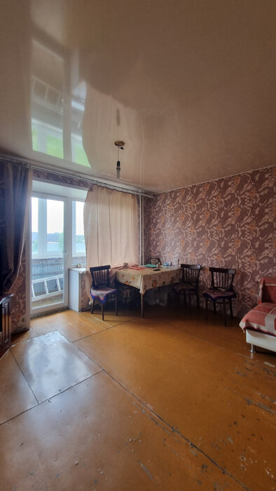 г. Артемовский, ул. Полярников, 33 (городской округ Артемовский) - фото квартиры (6)