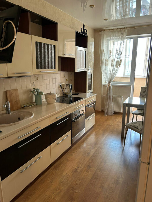 Екатеринбург, ул. Барвинка, 47 (УНЦ) - фото квартиры (1)