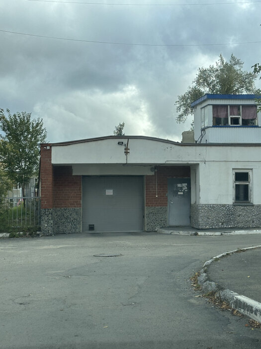 Екатеринбург, ул. Уральских рабочих, 4а (Уралмаш) - фото гаража (1)