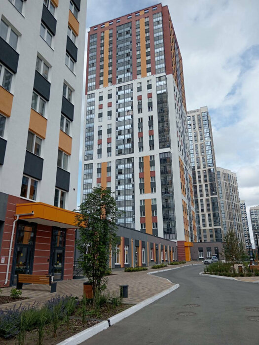 Екатеринбург, ул. Космонавтов, 108/2 (Эльмаш) - фото квартиры (2)