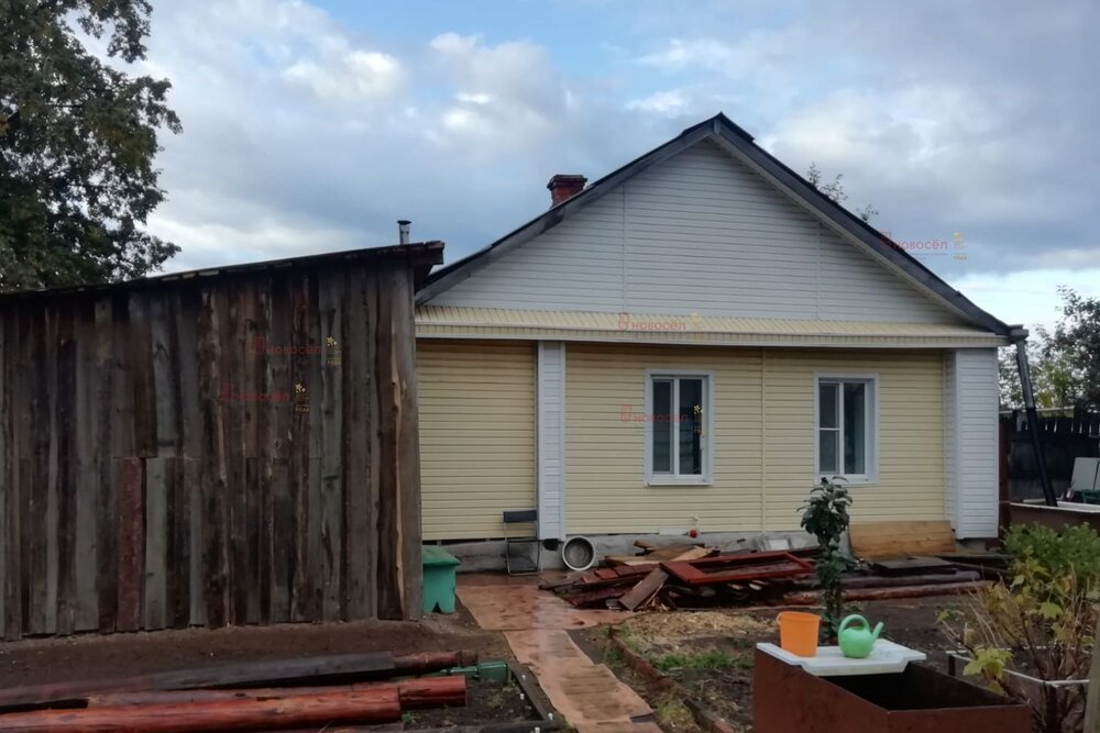 г. Верхняя Пышма, ул. Клары Цеткин, 3а (городской округ Верхняя Пышма) - фото дома (3)