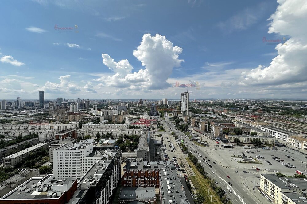 Екатеринбург, ул. Азина, 22/7 (Центр) - фото квартиры (3)