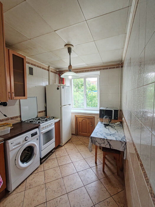 Екатеринбург, ул. Гурзуфская, 32 (Юго-Западный) - фото квартиры (1)