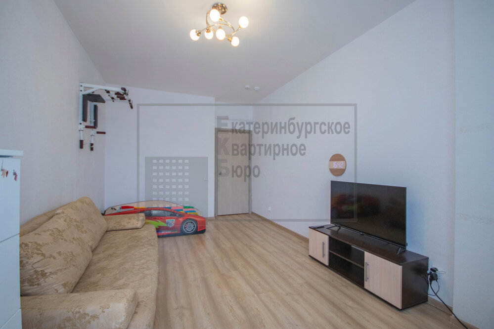 Екатеринбург, ул. Академика Сахарова, 73 (Академический) - фото квартиры (8)