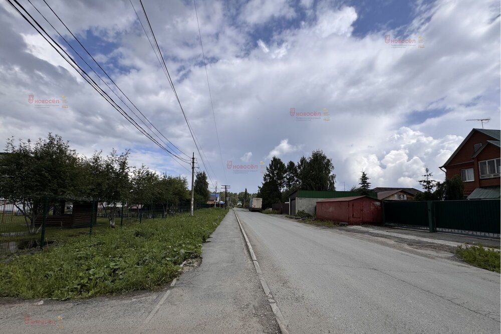 с. Косулино, ул. Строителей, 14 А (городской округ Белоярский) - фото земельного участка (1)