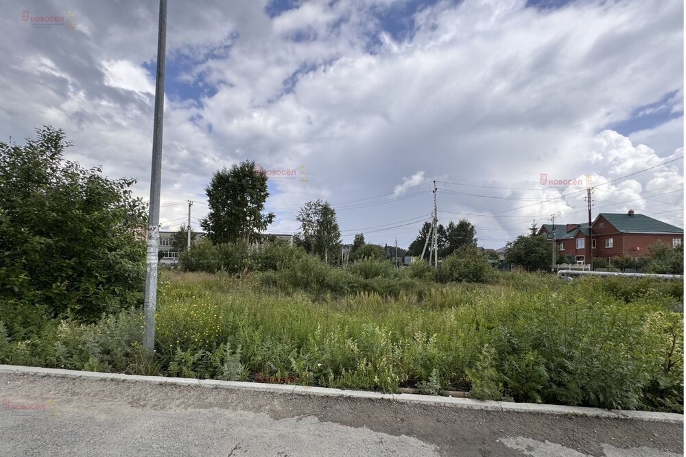 с. Косулино, ул. Строителей, 14 А (городской округ Белоярский) - фото земельного участка (2)