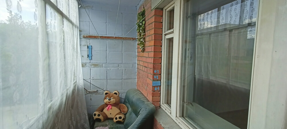 поселок городского типа Малышева, ул. Автомобилистов, 19 (городской округ Малышевский) - фото квартиры (4)