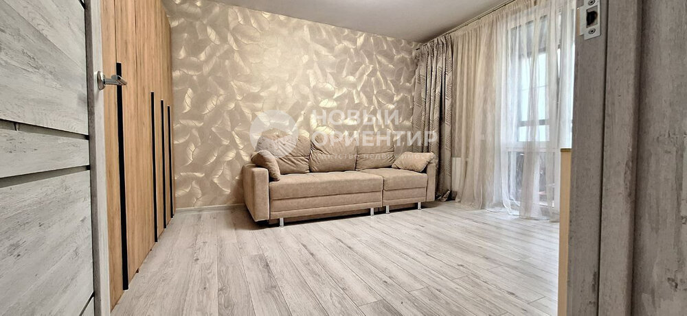 Екатеринбург, ул. Лучистая, 4 (Солнечный) - фото квартиры (1)