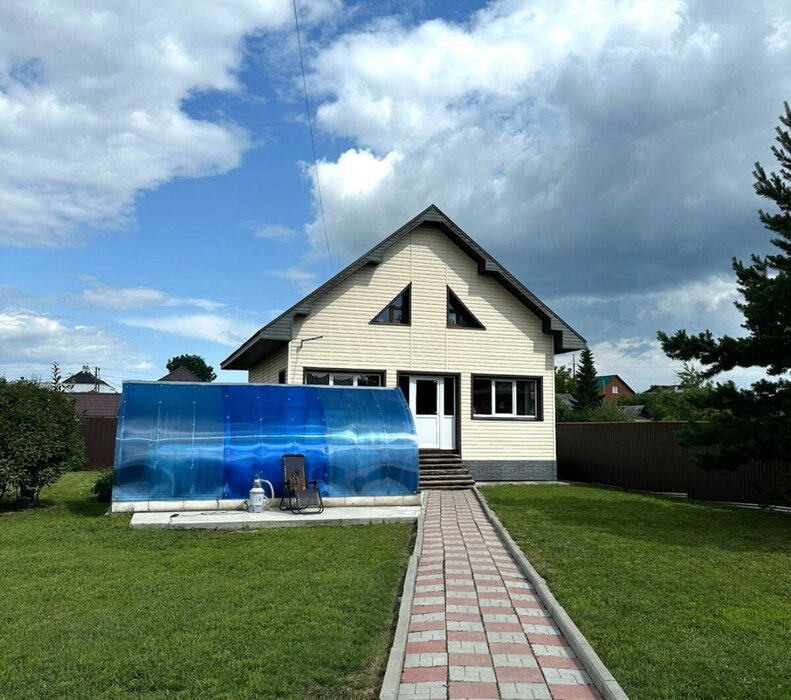 г. Березовский, ул. Февральская, 160А (городской округ Березовский) - фото дома (1)