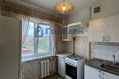 г. Каменск-Уральский, ул. Каменская, 73 (городской округ Каменский) - фото квартиры