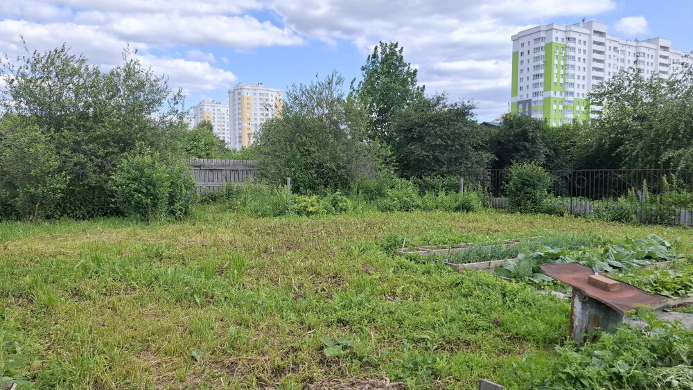 г. Верхняя Пышма, ул. Дзержинского, 2 (городской округ Верхняя Пышма) - фото дома (3)