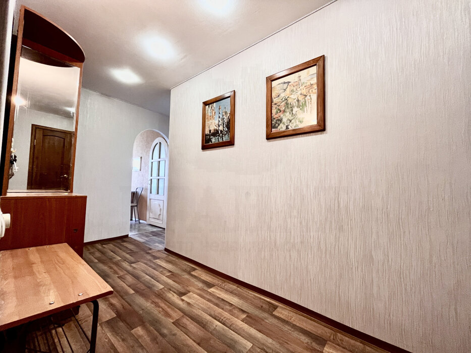 г. Асбест, ул. Пархоменко, 8 (городской округ Асбестовский) - фото квартиры (1)