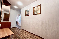 г. Асбест, ул. Пархоменко, 8 (городской округ Асбестовский) - фото квартиры