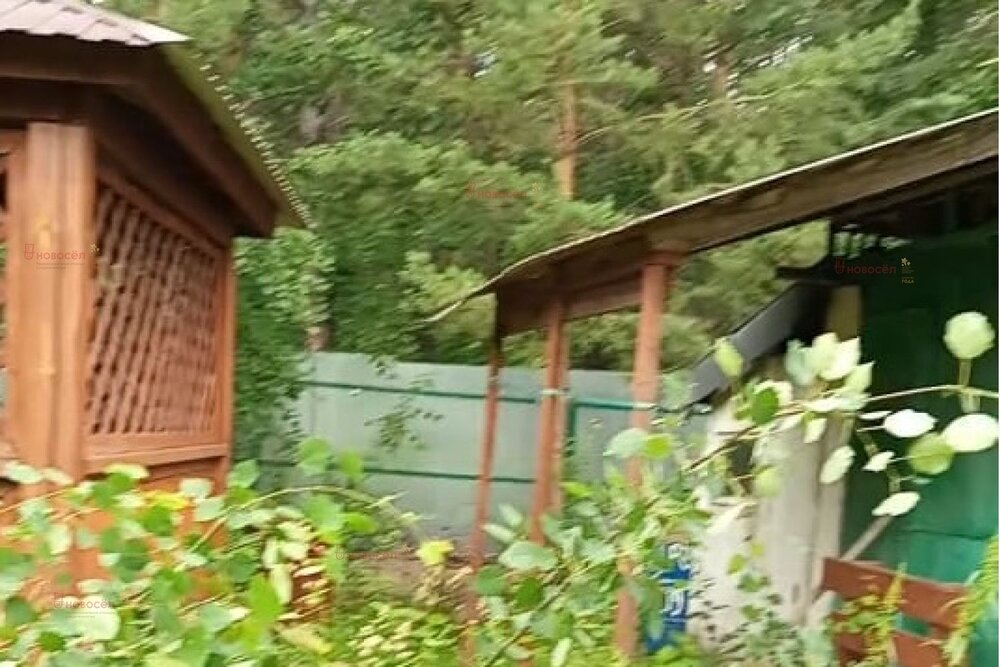 п. Хризолитовый, 50 лет Победы (городской округ Белоярский) - фото сада (3)