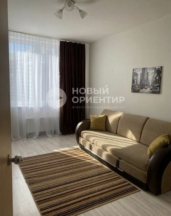 Екатеринбург, ул. Чкалова, 231 (УНЦ) - фото квартиры (1)