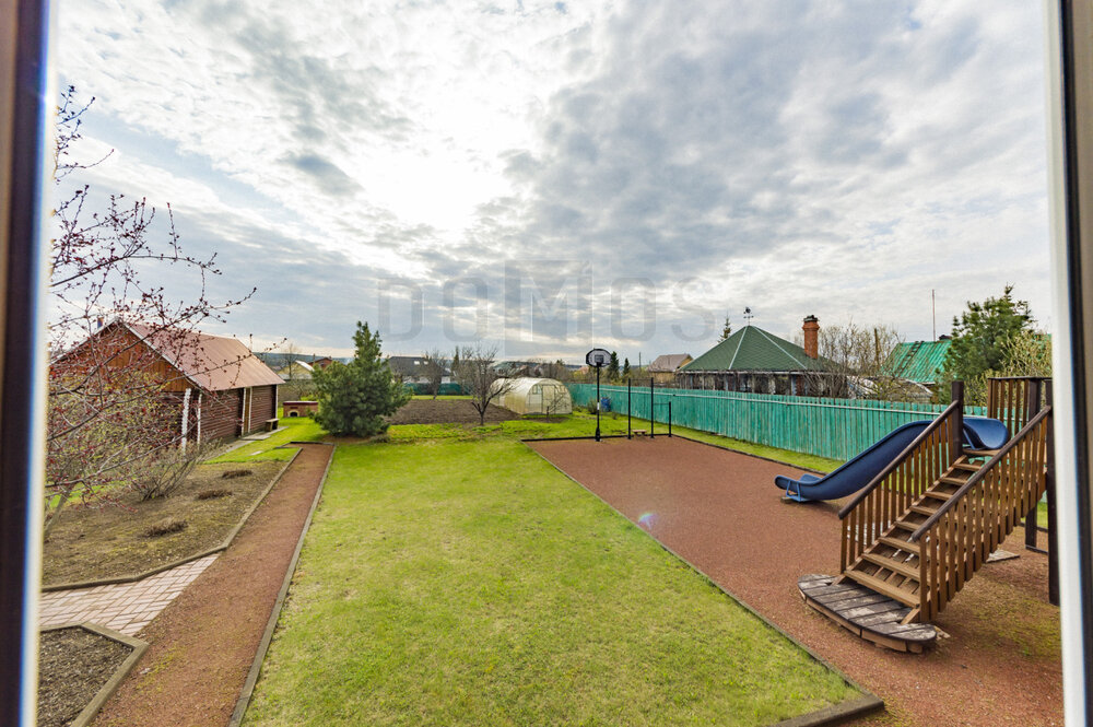 п. Бобровский, ул. Светлая, 14 (городской округ Сысертский) - фото дома (8)