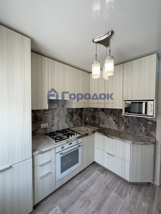 г. Каменск-Уральский, ул. Московская, 6 (городской округ Каменский) - фото квартиры (8)