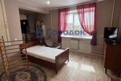 г. Каменск-Уральский, ул. 1-й Проезд, 18 (городской округ Каменский) - фото квартиры