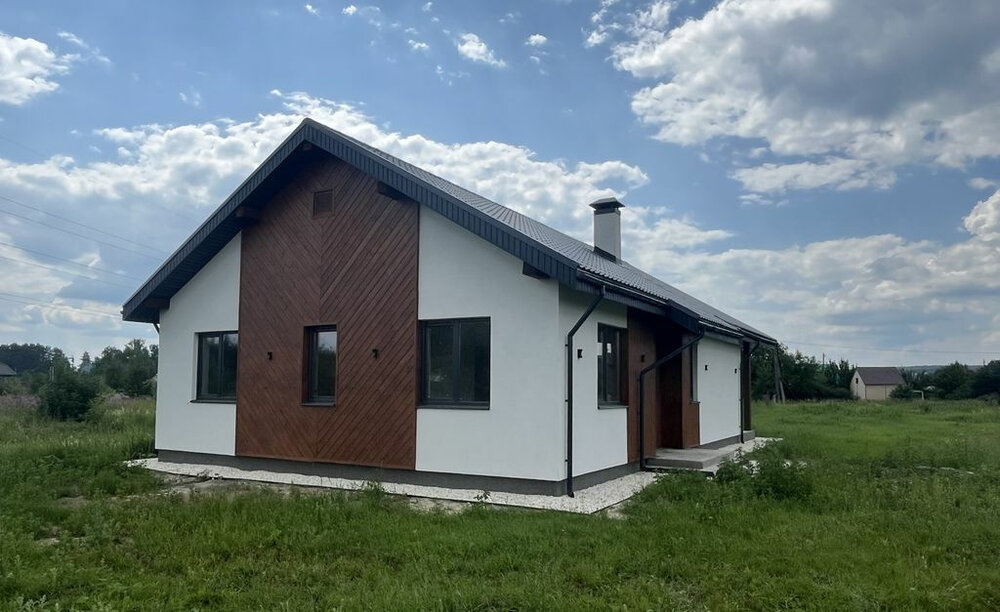 п. Большой Исток, ул. Прибрежная, 7 (городской округ Сысертский) - фото дома (4)