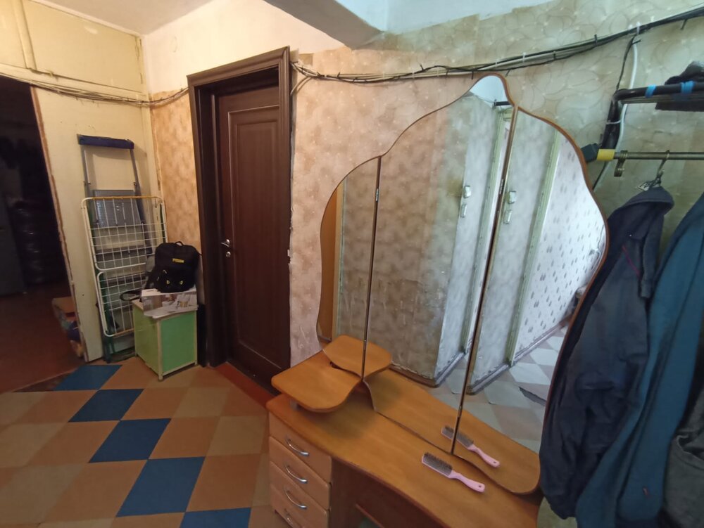 Екатеринбург, ул. Ангарская, 46 (Старая Сортировка) - фото комнаты (4)