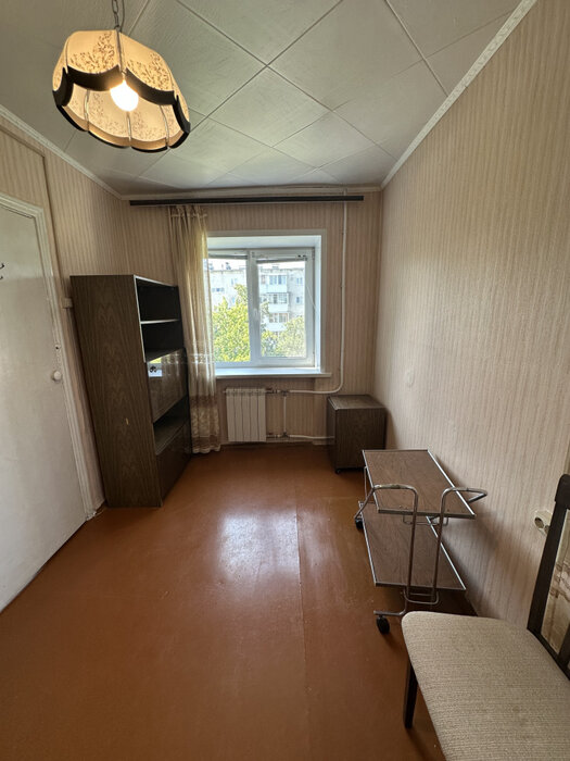 г. Каменск-Уральский, ул. Дзержинского, 30 (городской округ Каменский) - фото квартиры (6)