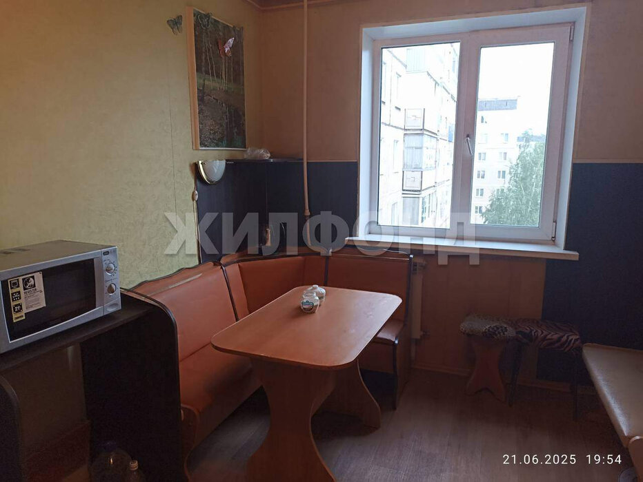 г. Нижний Тагил, ул. Юности, 20 (городской округ Нижний Тагил) - фото квартиры (8)