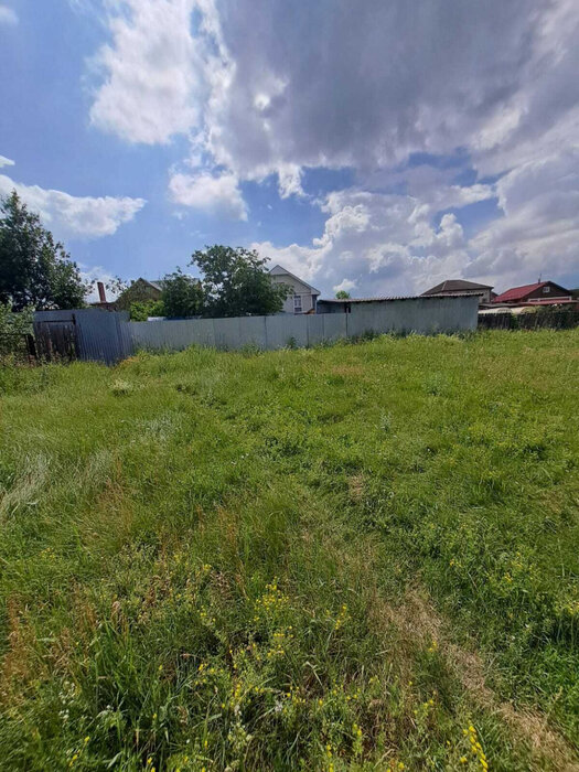 г. Арамиль, ул. Калинина, 71 (городской округ Арамильский) - фото земельного участка (1)