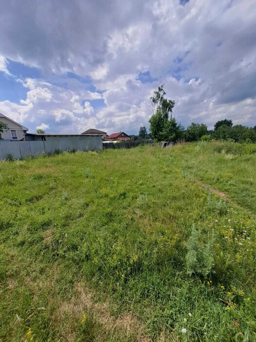 г. Арамиль, ул. Калинина, 71 (городской округ Арамильский) - фото земельного участка (5)