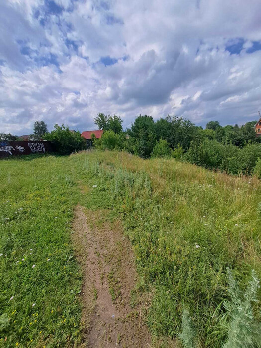г. Арамиль, ул. Калинина, 71 (городской округ Арамильский) - фото земельного участка (8)