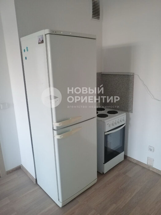 Екатеринбург, ул. Академика Вонсовского, 21 (УНЦ) - фото квартиры (4)