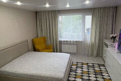 Екатеринбург, ул. Сыромолотова, 28 (ЖБИ) - фото квартиры