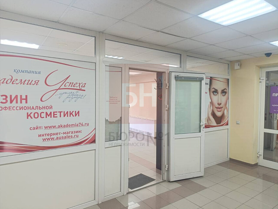 Екатеринбург, ул. 8 Марта, 70 (Центр) - фото офисного помещения (2)