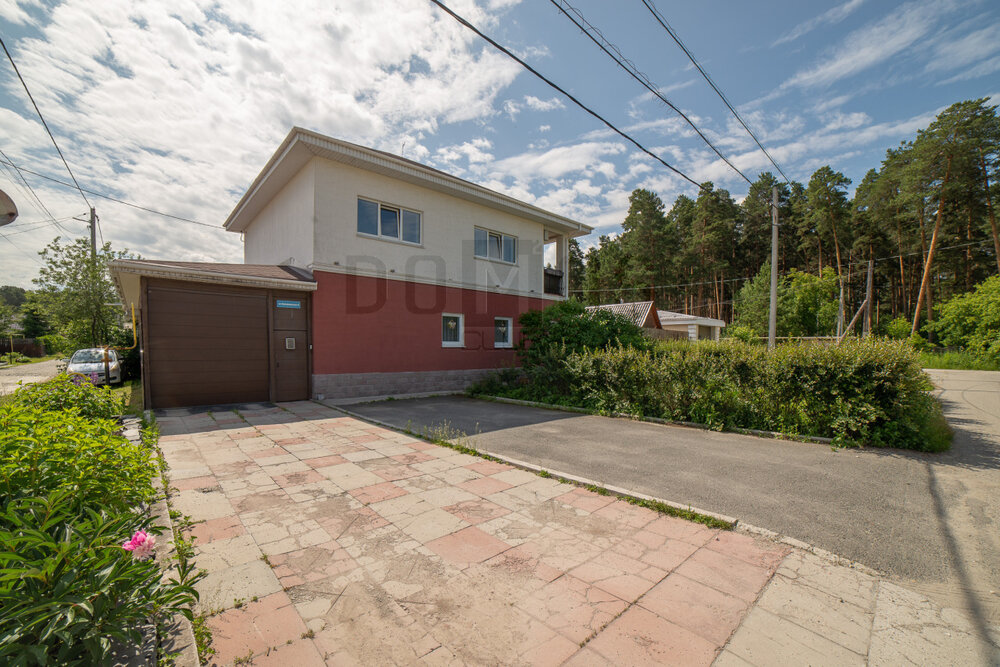 г. Березовский, ул. Комсомольская, 18 (городской округ Березовский) - фото коттеджа (2)