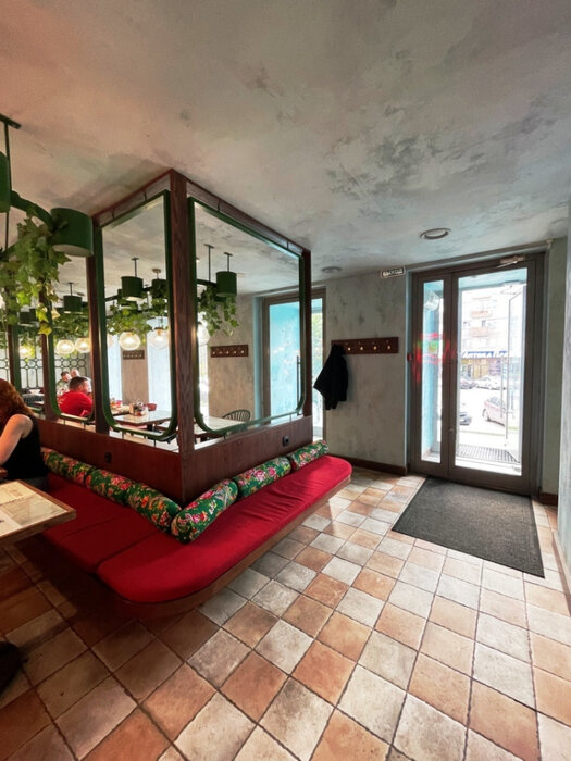 Екатеринбург, ул. Гагарина, 35 (Втузгородок) - фото торговой площади (5)
